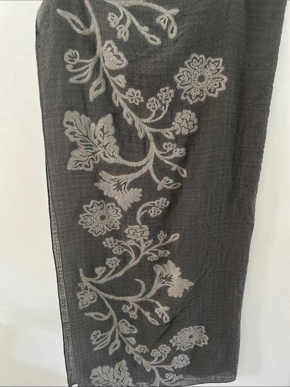 Pure Jill Gray Floral Embroidered Scarf Lightweight Drape Summer Evening Wrap - Picture 10 of 11
